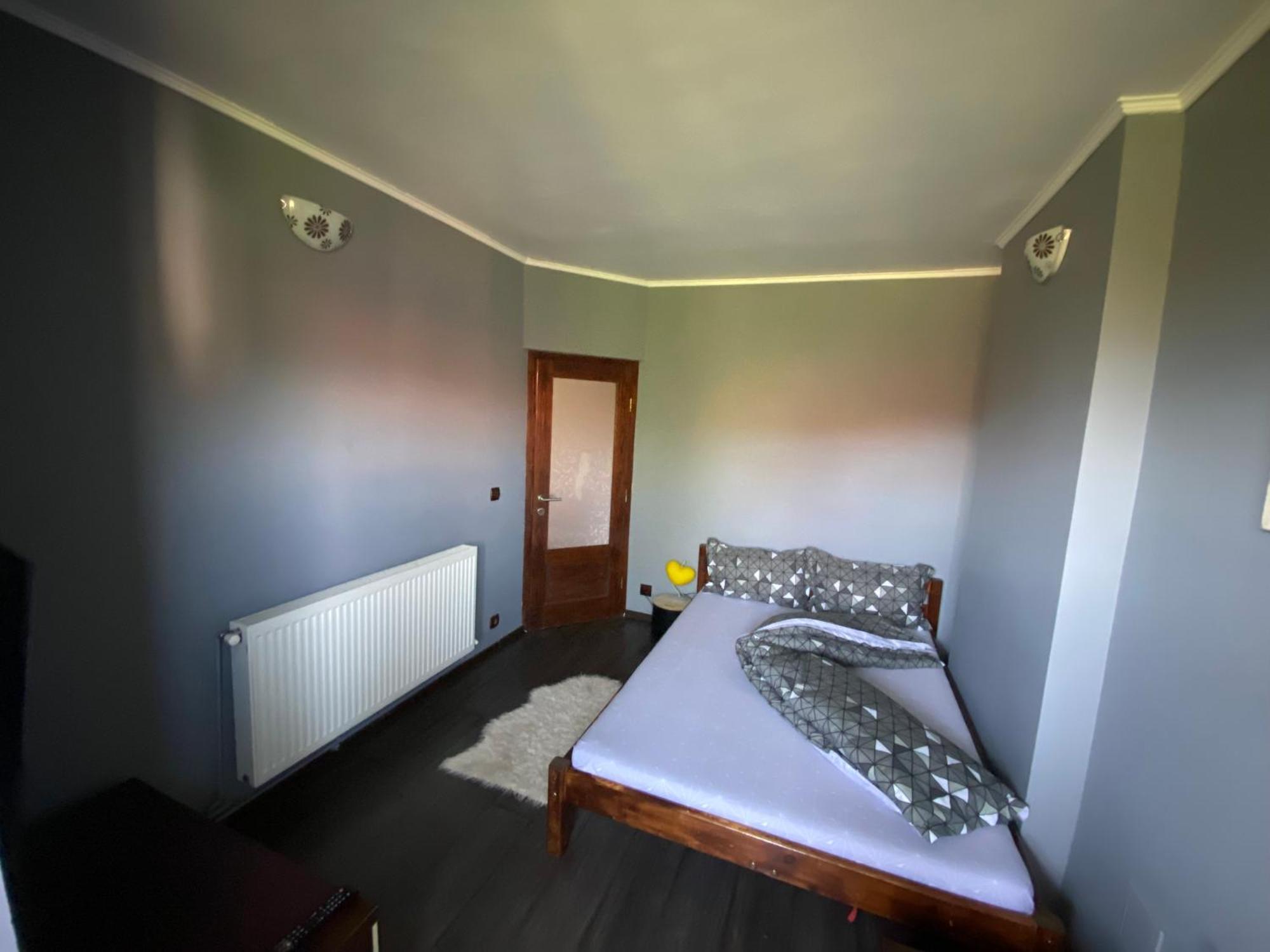Petroşani Comfort Home Apartment 2 מראה חיצוני תמונה