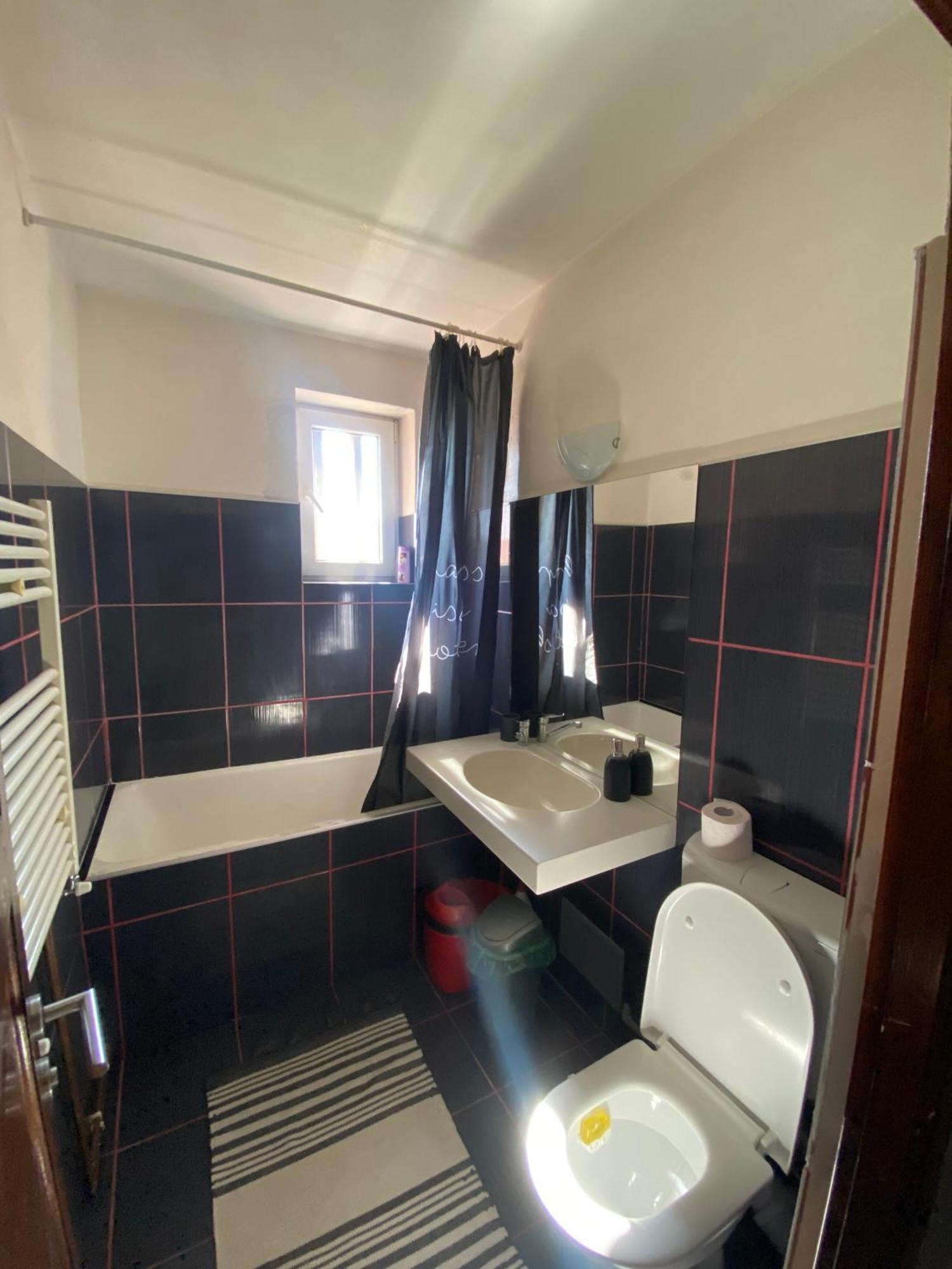 Petroşani Comfort Home Apartment 2 מראה חיצוני תמונה